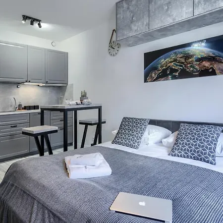 Apartment Wola Luxury Warsaw