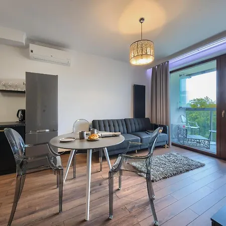 Apartamento Wola Luxury Varsóvia