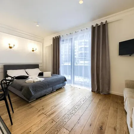 Apartment Wola Luxury