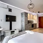 Wola Luxury Apartment