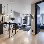Apartment Wola Luxury *