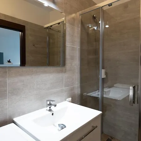 Wola Luxury * Warschau