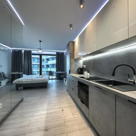 Wola Luxury *