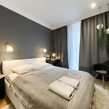 아파트 Wola Luxury *