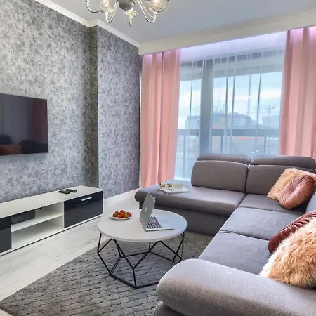 아파트 Wola Luxury *