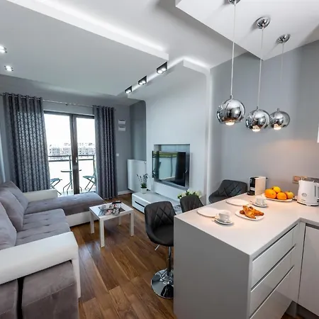 Wola Luxury 바르샤바