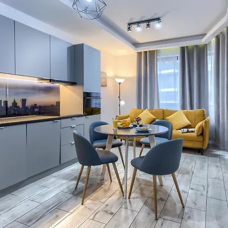 Wola Luxury Apartman *