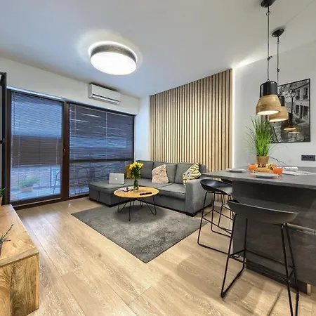 Wola Luxury * Warschau