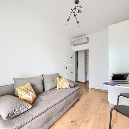 Wola Luxury * Warszawa