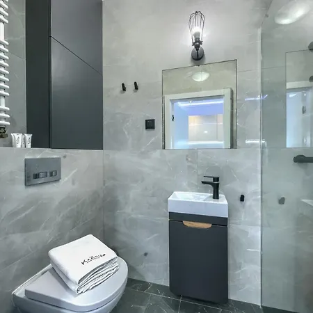 Wola Luxury * Varšava