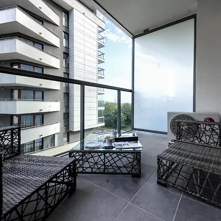 Apartment Wola Luxury Warsaw