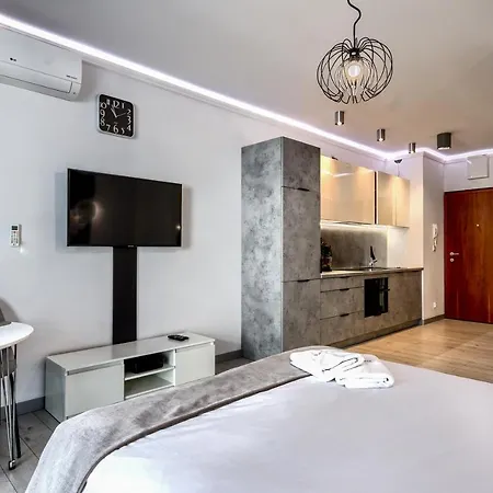 Wola Luxury Apartamento
