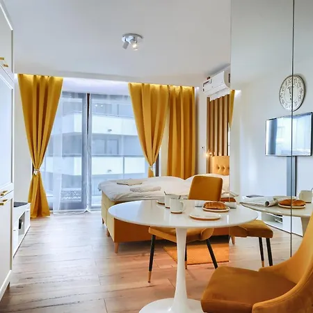 Apartamento Wola Luxury Varsóvia