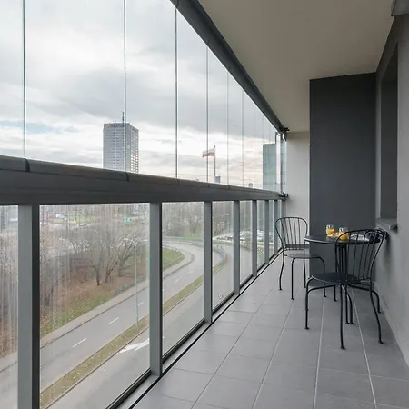 Apartamento Wola Luxury Varsóvia