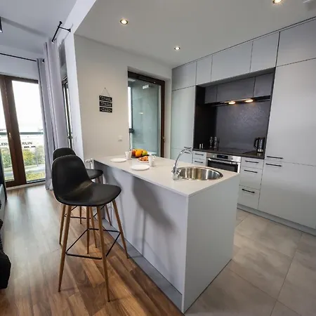 Wola Luxury Apartamento *